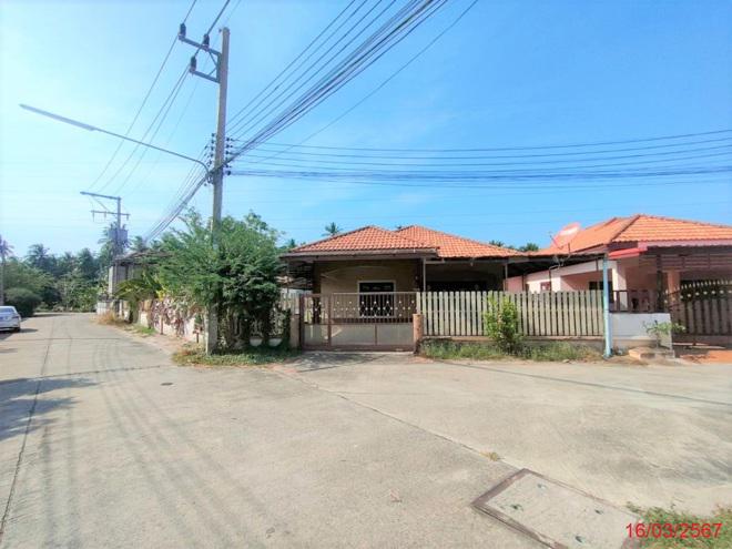 บ้านเดี่ยวหลุดจำนอง ธ.ธนาคารกสิกรไทย สุราษฎร์ธานี เมืองสุราษฎร์ธานี มะขามเตี้ย